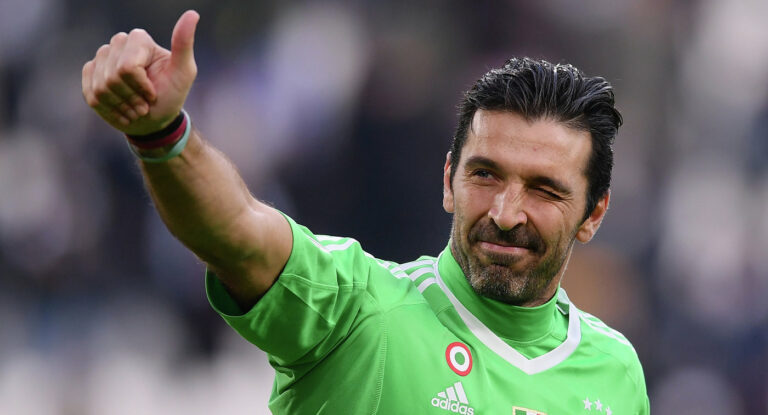 Buffon wants to extend the contract with Juventus until 2021
