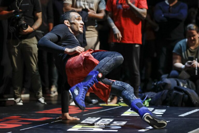 VIDEO. Tony Ferguson showed how he recovers after training