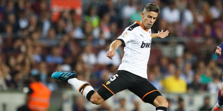 “Valencia” defender will miss “Levante” derby due to health problems