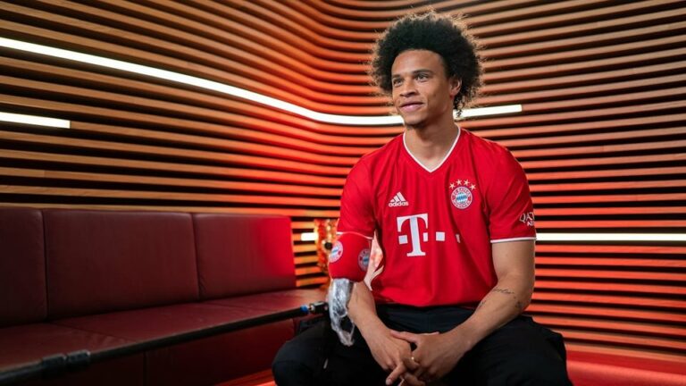 FC Bayern München explained why Leroy Sané did not take pictures under the assigned 10th number