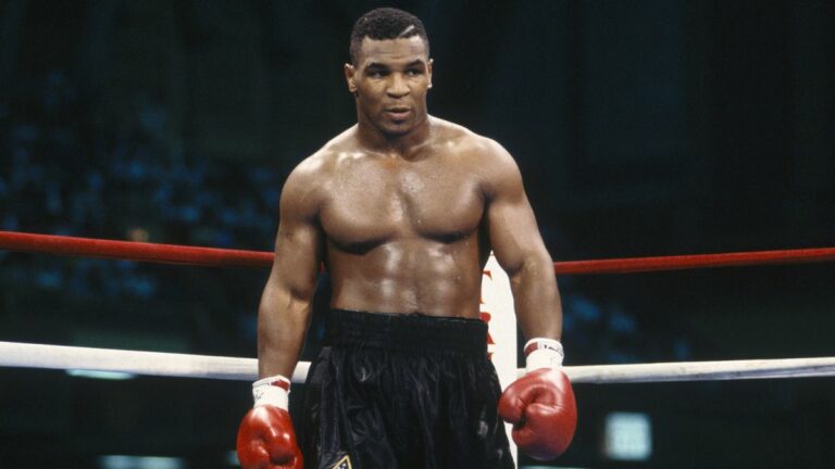 3 beautiful knockouts of Mike Tyson that made him famous