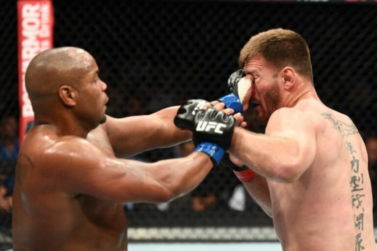 Daniel Cormier on eye attacks with Stipe Miocic