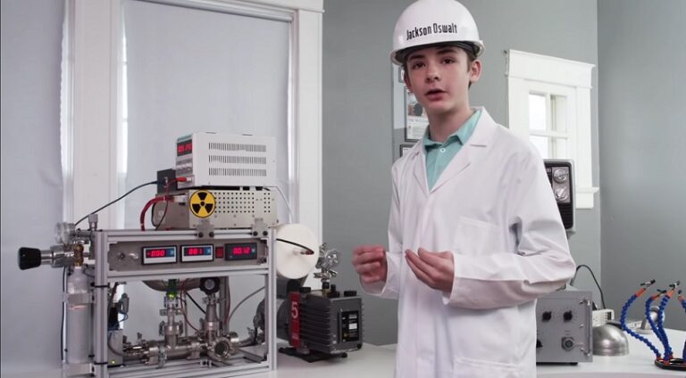 American teenager assembled a working nuclear reactor at home