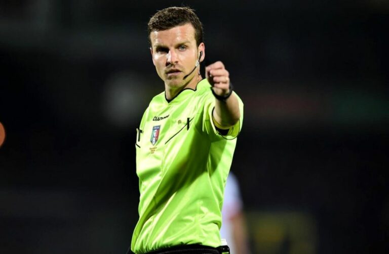 The referee for the Juventus – Fiorentina match may be suspended due to controversial decisions.