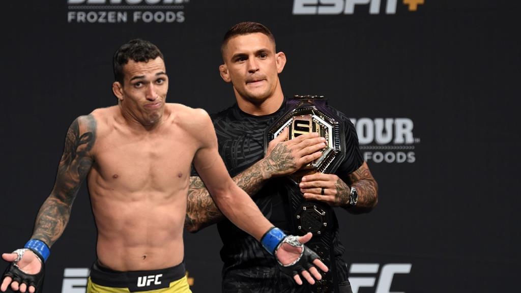 Charles Oliveira predicts victory by submission against Porier