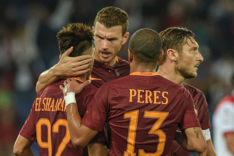 Roma defeated Crotone.The Italian championship match has ended.