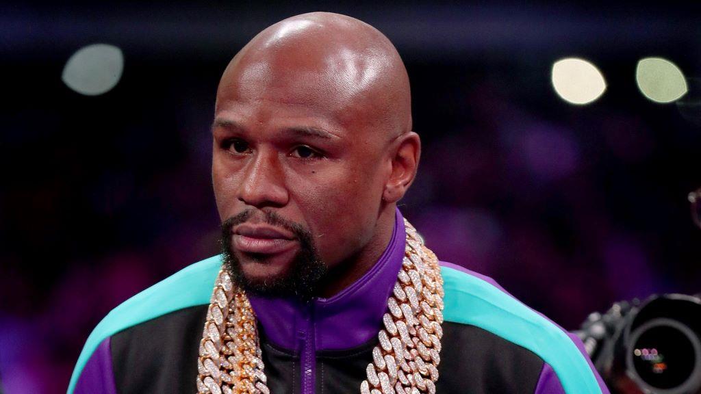 Floyd Mayweather says he just needs to spend 3 minutes to beat Logan Paul: “If I want it to go one round, it’ll go one round”
