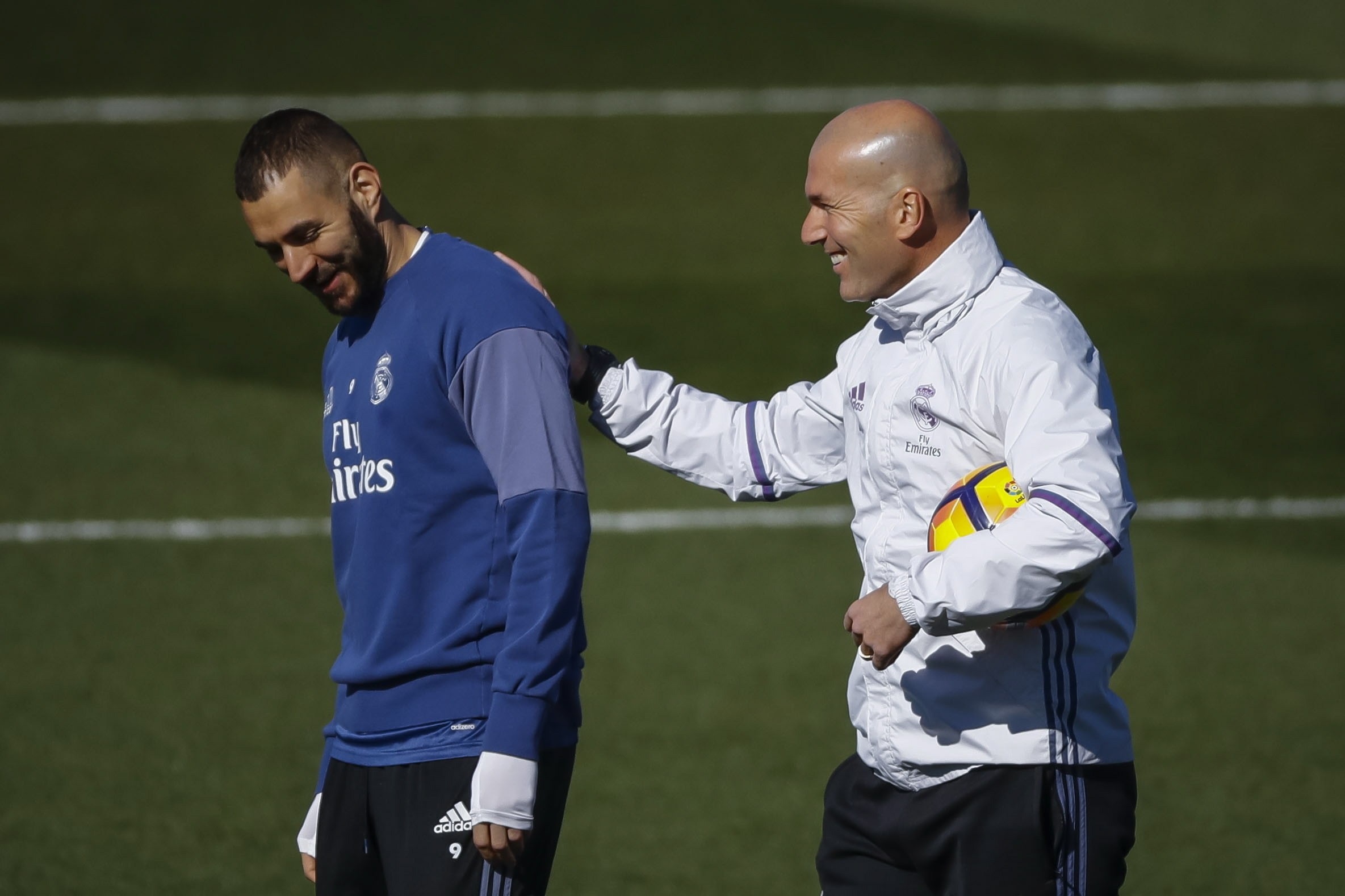 Zidane happy with Benzema before the final game
