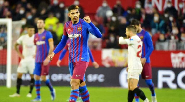 Fotball news: Sevilla vs Barcelona Highlights & Report 21 December 2021