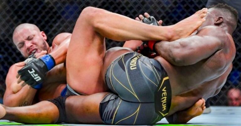 Ciryl Gane does not regret that he decided to go for a leg lock in the final round against Francis Ngannou.