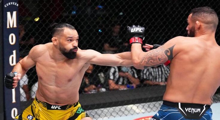 Professional fighters reacted to the fight Michel Pereira vs Santiago Ponzinibbio at UFC Vegas 55
