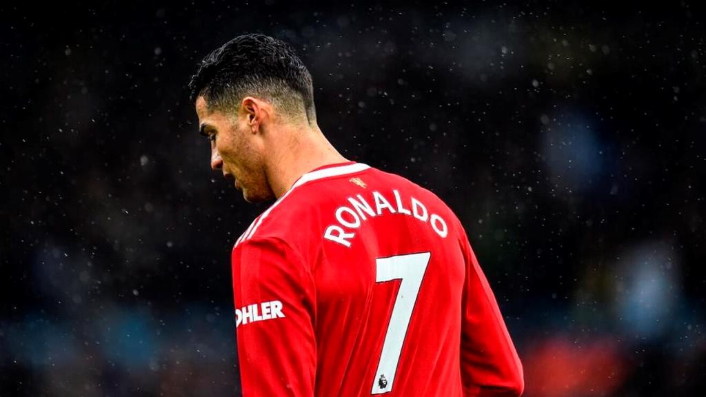 Cristiano Ronaldo called upon 2 players to join Manchester United