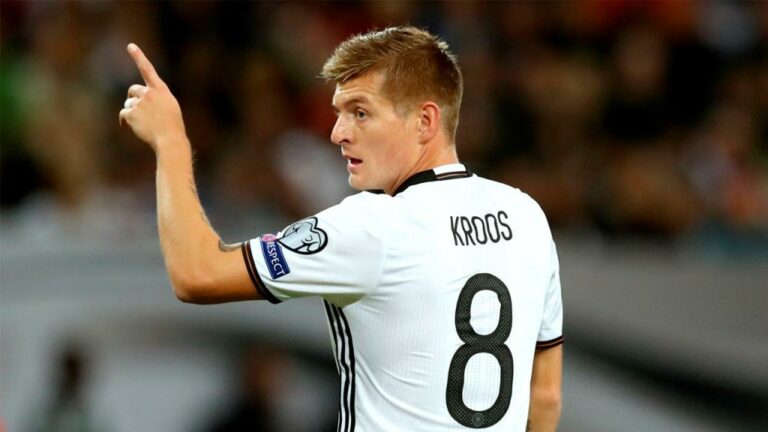 Real Madrid legend midfielder Toni Kroos chooses the best goalkeeper, defender, midfielder and attacker he has played with