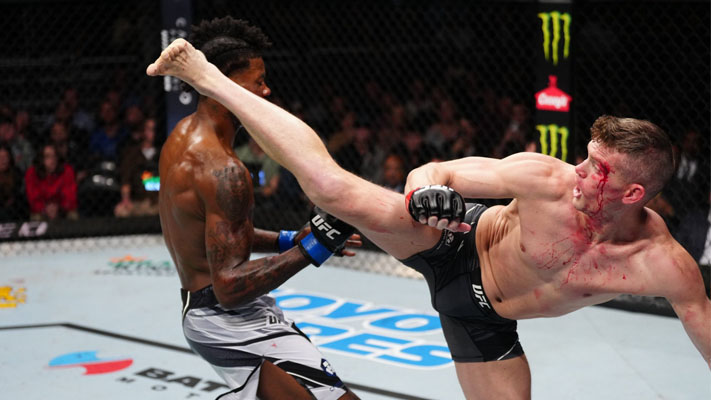 Check out how the pros reacted to Stephen Thompson’s corner stoppage TKO of Kevin Holland at UFC on ESPN 42