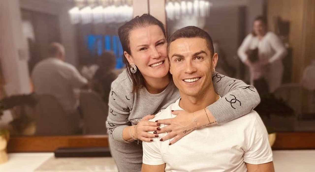 Cristiano Ronaldo's sister blasts reports about her brother's future