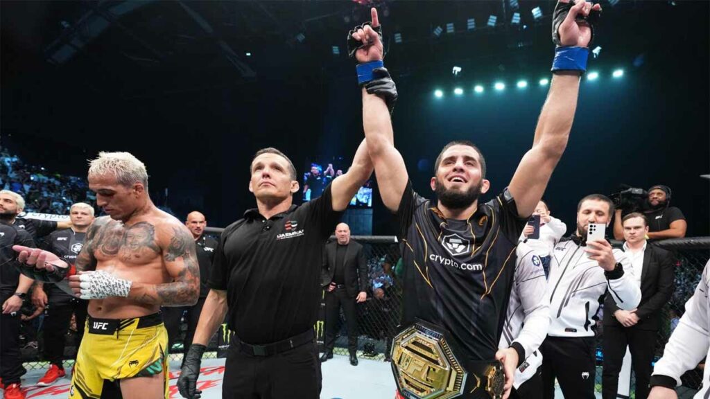 Islam Makhachev is not afraid of Charles Oliveira's strength ahead of the UFC 294 rematch