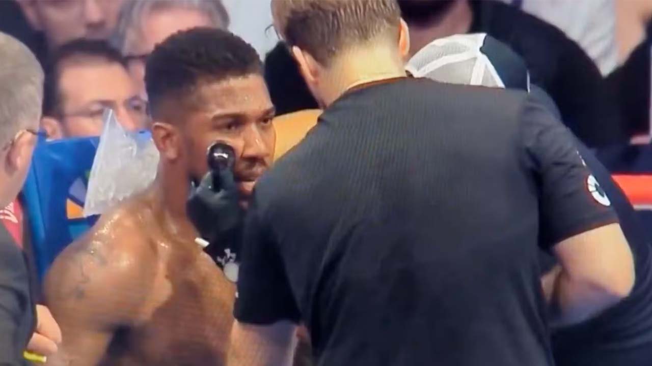 Anthony Joshua was made to regret his comment to coach in corner moments before brutal KO (Video)