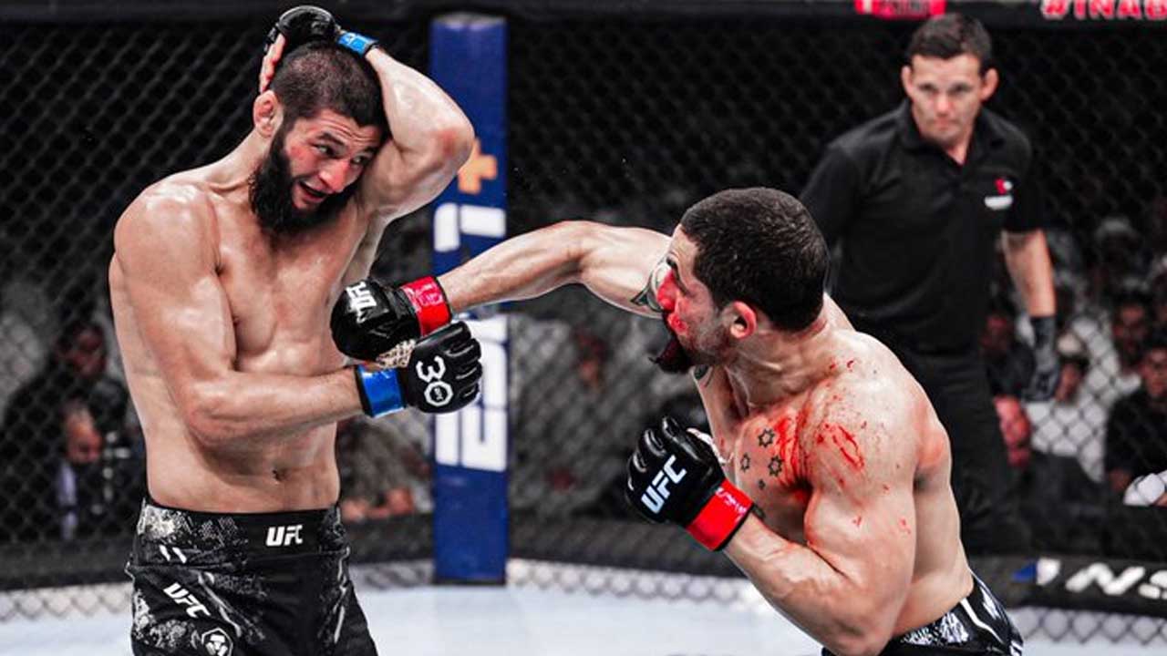 Robert Whittaker vs. Khamzat Chimaev fight at UFC 308