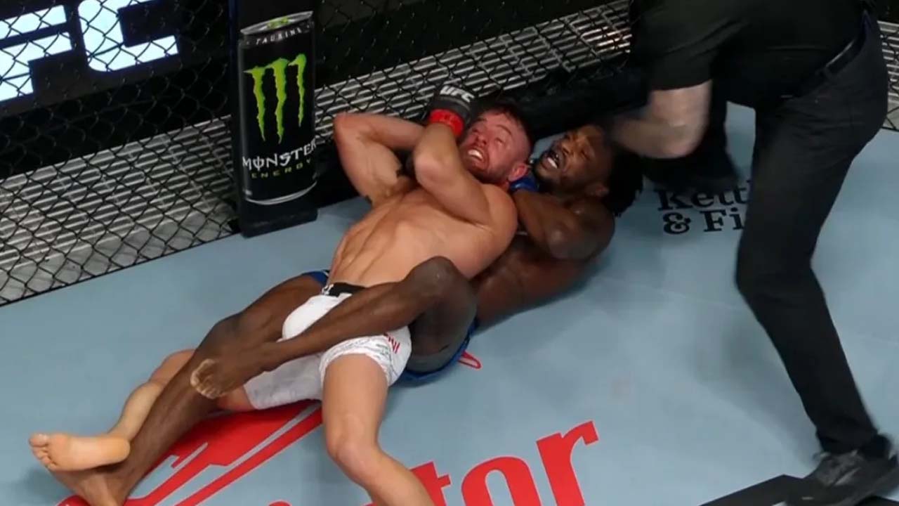 UFC Fight Night 247 - Da'Mon Blackshear claims his 10th victory by submission, this guy can become a problem in this division (Highlights)