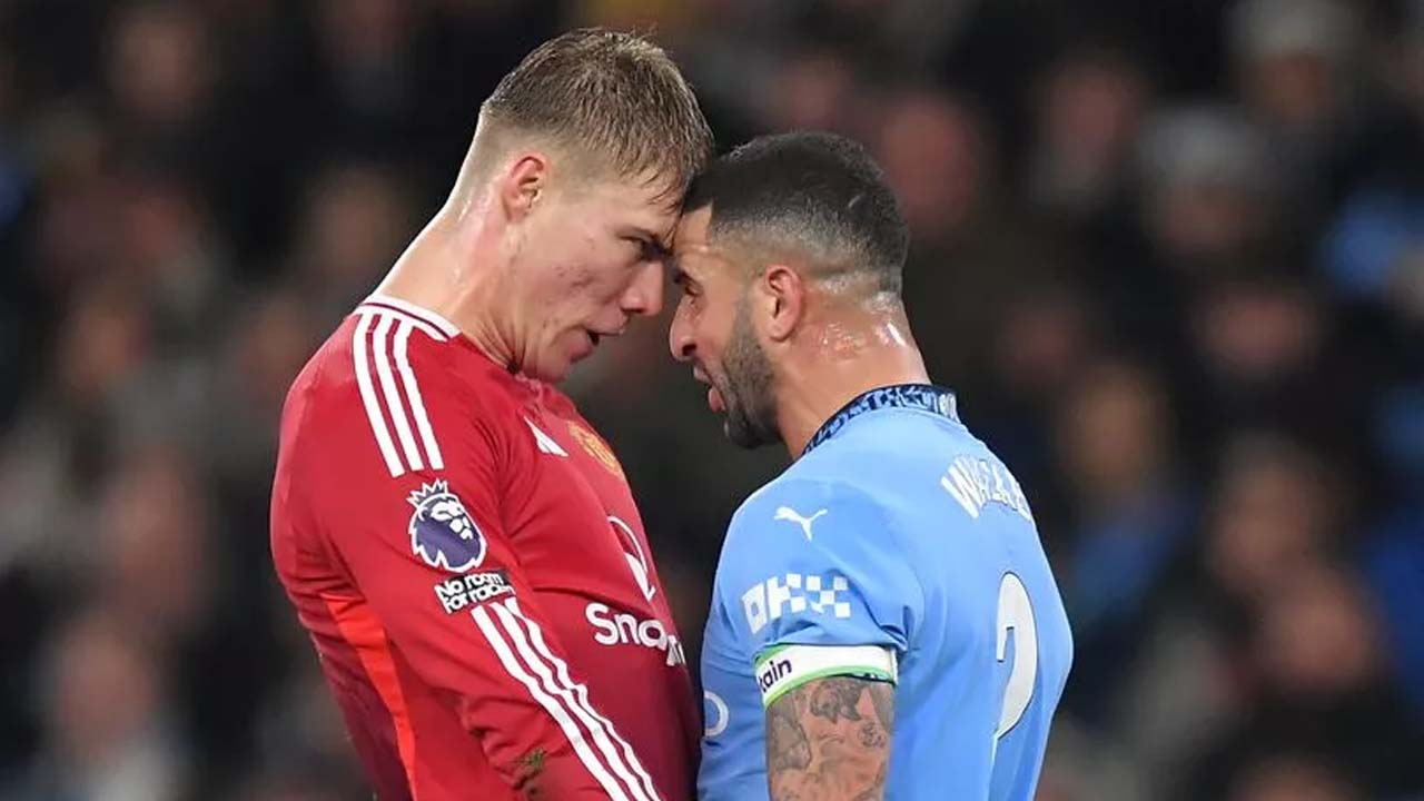 Manchester United star Rasmus Hojlund fires ruthless Kyle Walker dig after Manchester City 'embarrassment'